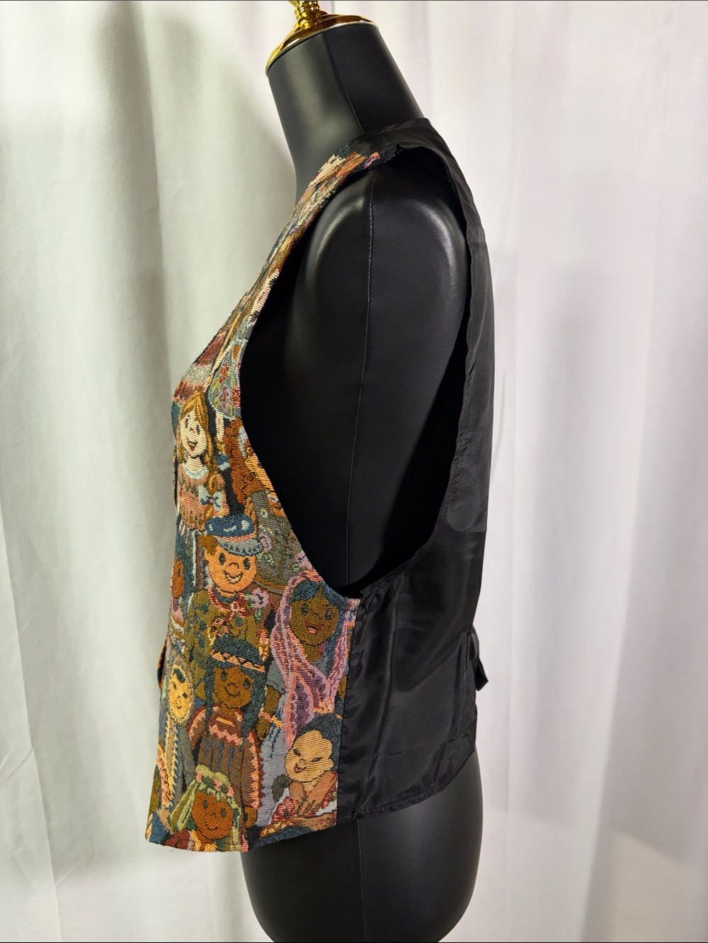 Vintage 90s Facets by Mirrors Children of the World Tapestry Print Vest - Picture 2 of 15